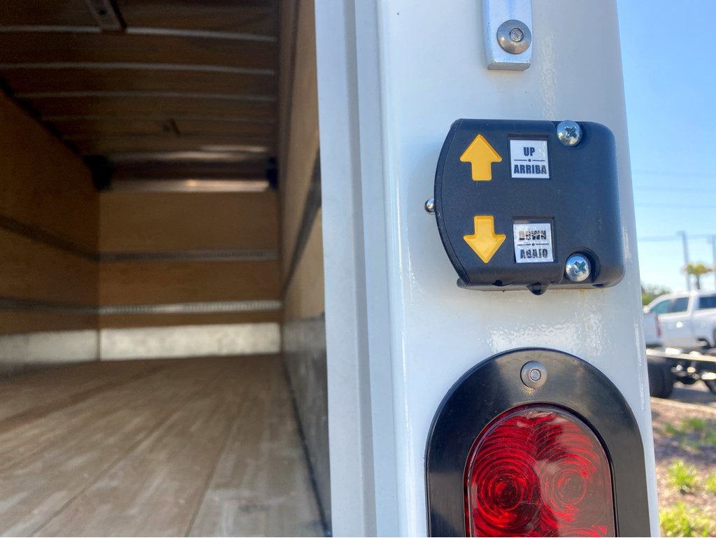 2024 Isuzu FTR 236 WB