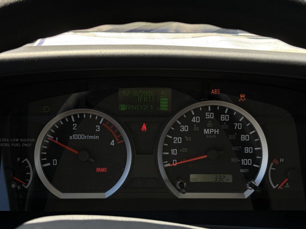 2024 Isuzu NPRHD Base