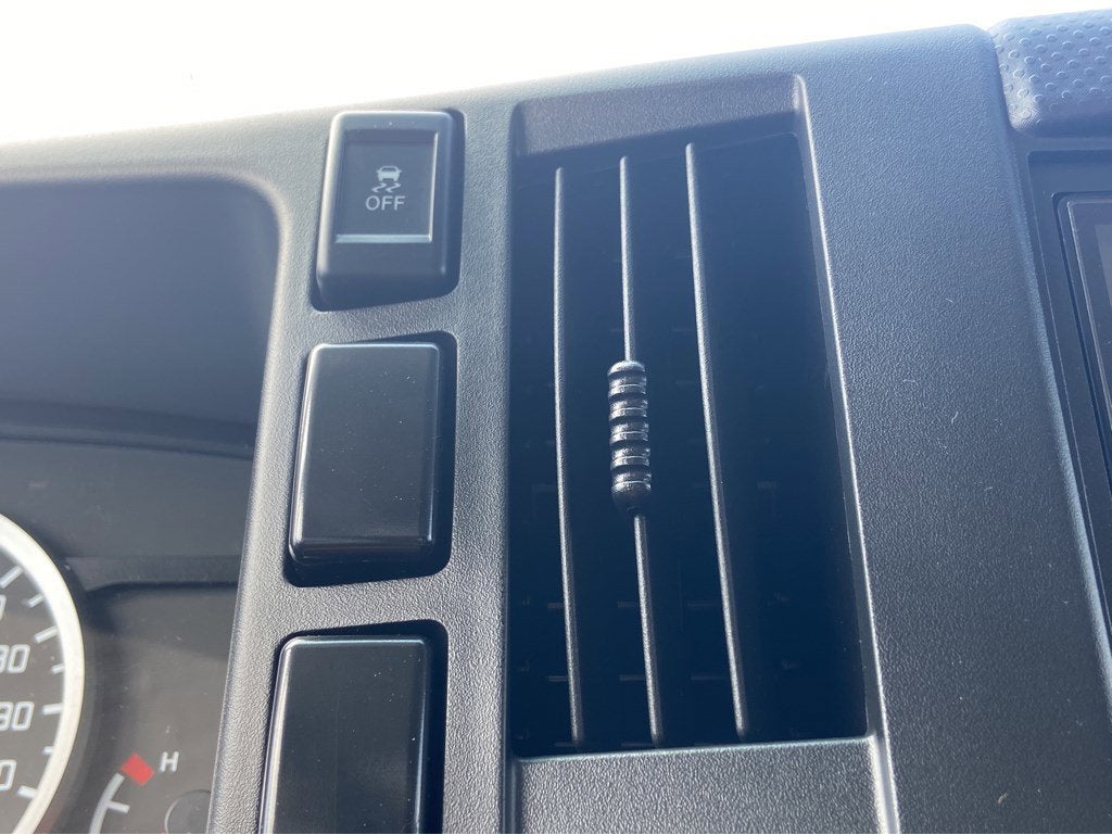 2024 Isuzu NRR 176 WB