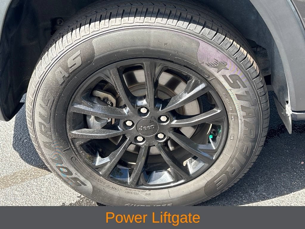 2023 Jeep Cherokee Altitude Lux