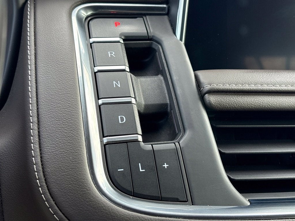 2023 GMC Yukon XL SLE