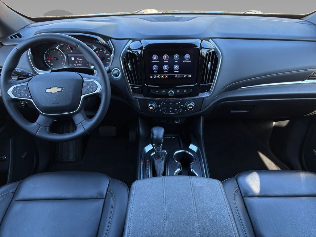 2023 Chevrolet Traverse LT Leather