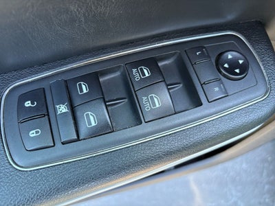 2020 Chrysler 300 Touring