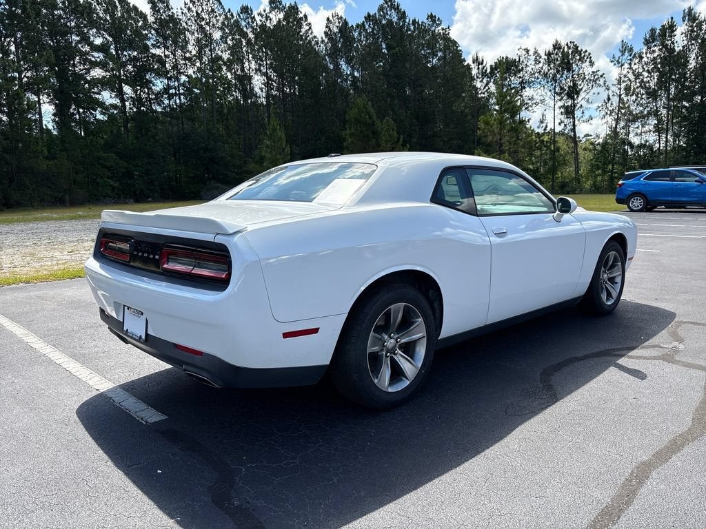 2015 Dodge Challenger SXT